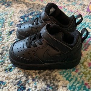 NIKE Black Baby Sneakers 5C